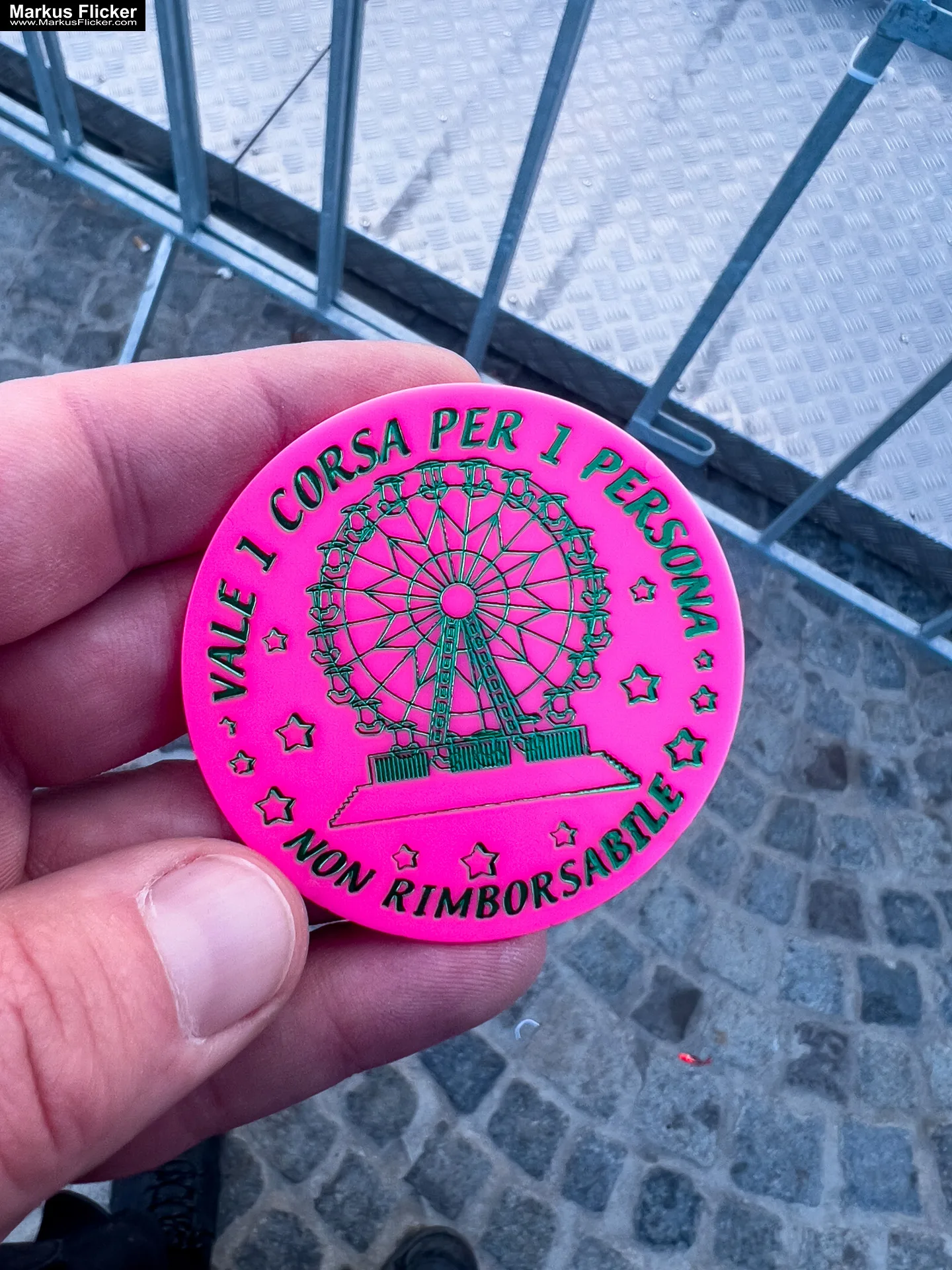 Magisches Maribor Weihnachtsmarkt Winterwunderland Advent im Winter Čarobni Maribor Riesenrad Slowenien Magisches Maribor Weihnachtsmarkt Winterwunderland Advent im Winter Čarobni Maribor Riesenrad