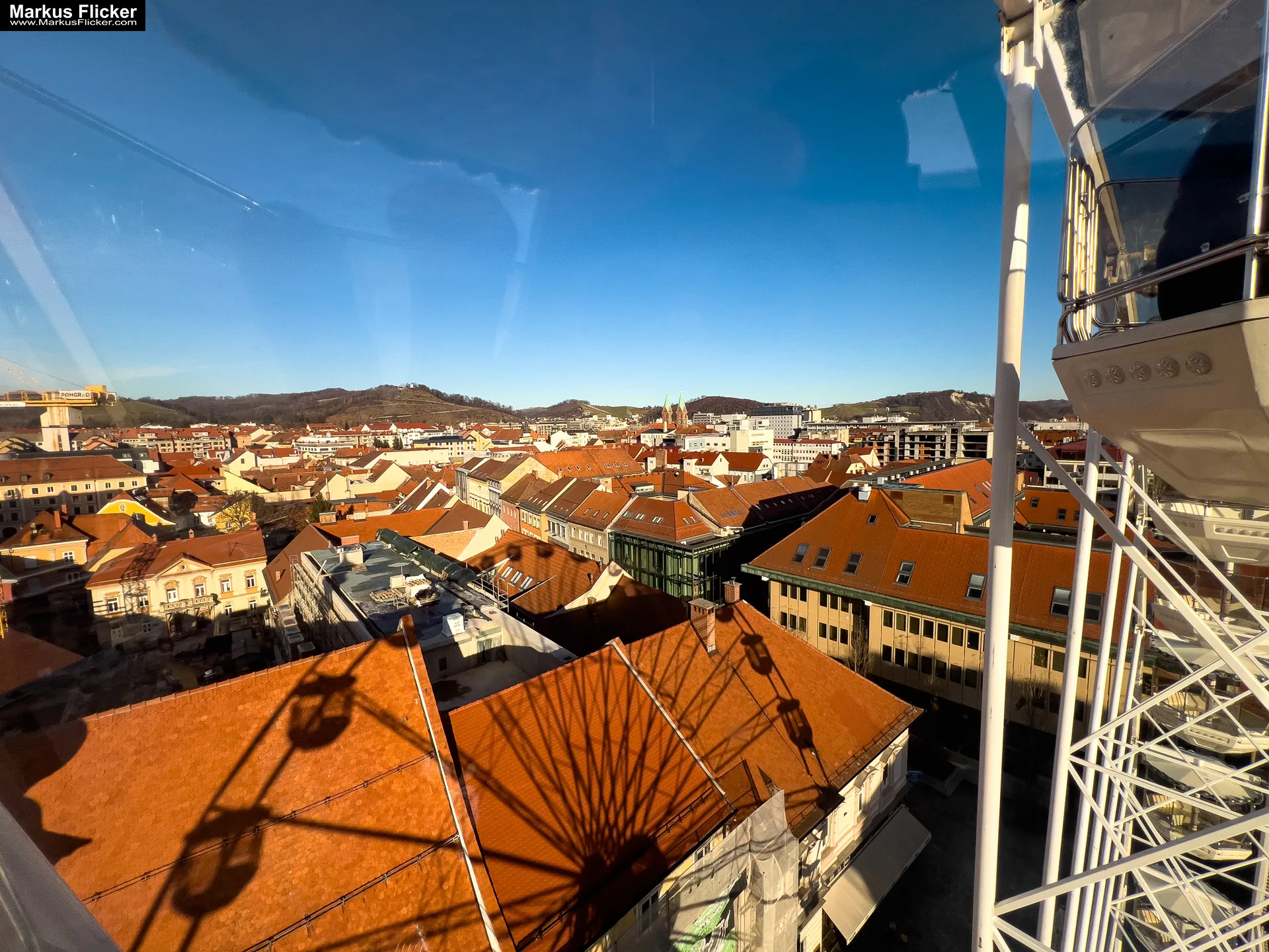 Magisches Maribor Weihnachtsmarkt Winterwunderland Advent im Winter Čarobni Maribor Riesenrad Slowenien Magisches Maribor Weihnachtsmarkt Winterwunderland Advent im Winter Čarobni Maribor Riesenrad