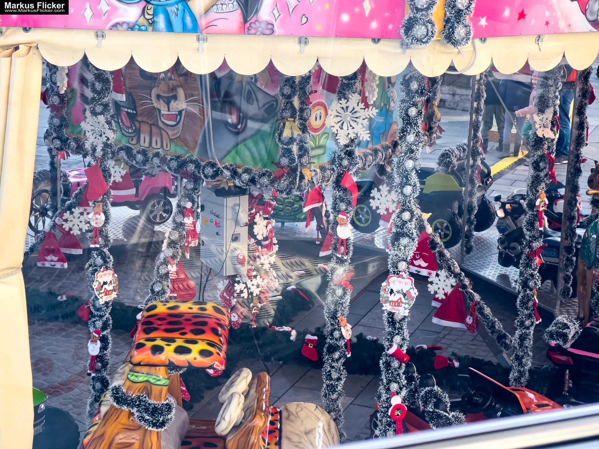 Magisches Maribor Weihnachtsmarkt Winterwunderland Advent im Winter Čarobni Maribor Riesenrad Slowenien Magisches Maribor Weihnachtsmarkt Winterwunderland Advent im Winter Čarobni Maribor Riesenrad