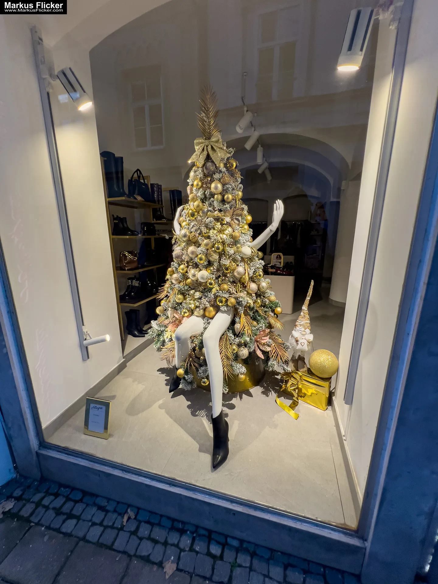 Magisches Maribor Weihnachtsmarkt Winterwunderland Advent im Winter Čarobni Maribor Riesenrad Slowenien Magisches Maribor Weihnachtsmarkt Winterwunderland Advent im Winter Čarobni Maribor Riesenrad