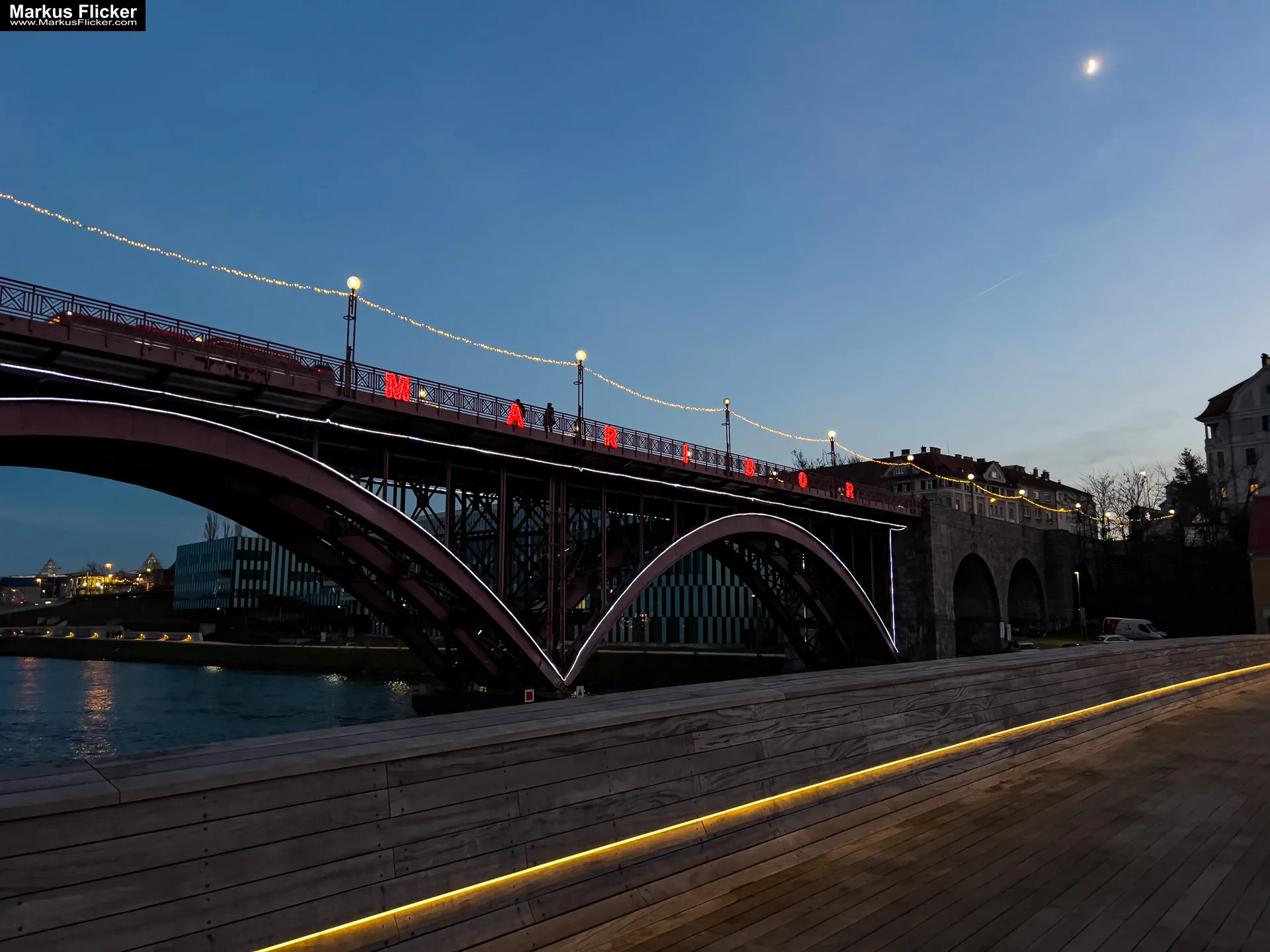 Magisches Maribor Weihnachtsmarkt Winterwunderland Advent im Winter Čarobni Maribor Riesenrad Slowenien Magisches Maribor Weihnachtsmarkt Winterwunderland Advent im Winter Čarobni Maribor Riesenrad
