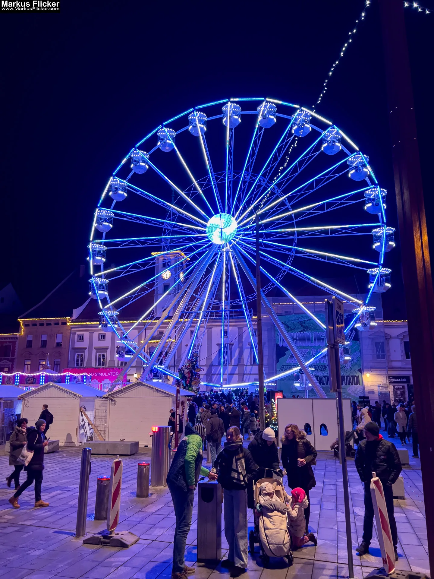 Magisches Maribor Weihnachtsmarkt Winterwunderland Advent im Winter Čarobni Maribor Riesenrad Slowenien Magisches Maribor Weihnachtsmarkt Winterwunderland Advent im Winter Čarobni Maribor Riesenrad