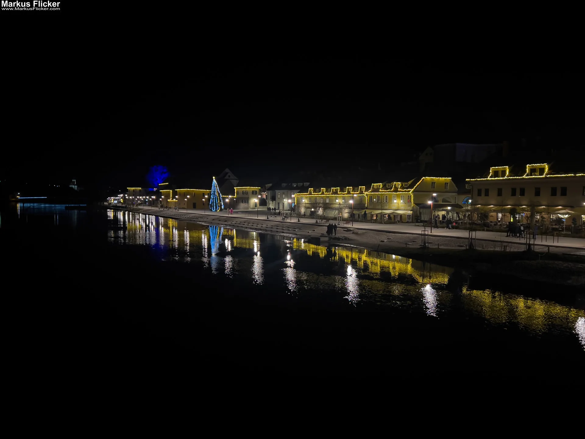 Magisches Maribor Weihnachtsmarkt Winterwunderland Advent im Winter Čarobni Maribor Riesenrad Slowenien Magisches Maribor Weihnachtsmarkt Winterwunderland Advent im Winter Čarobni Maribor Riesenrad