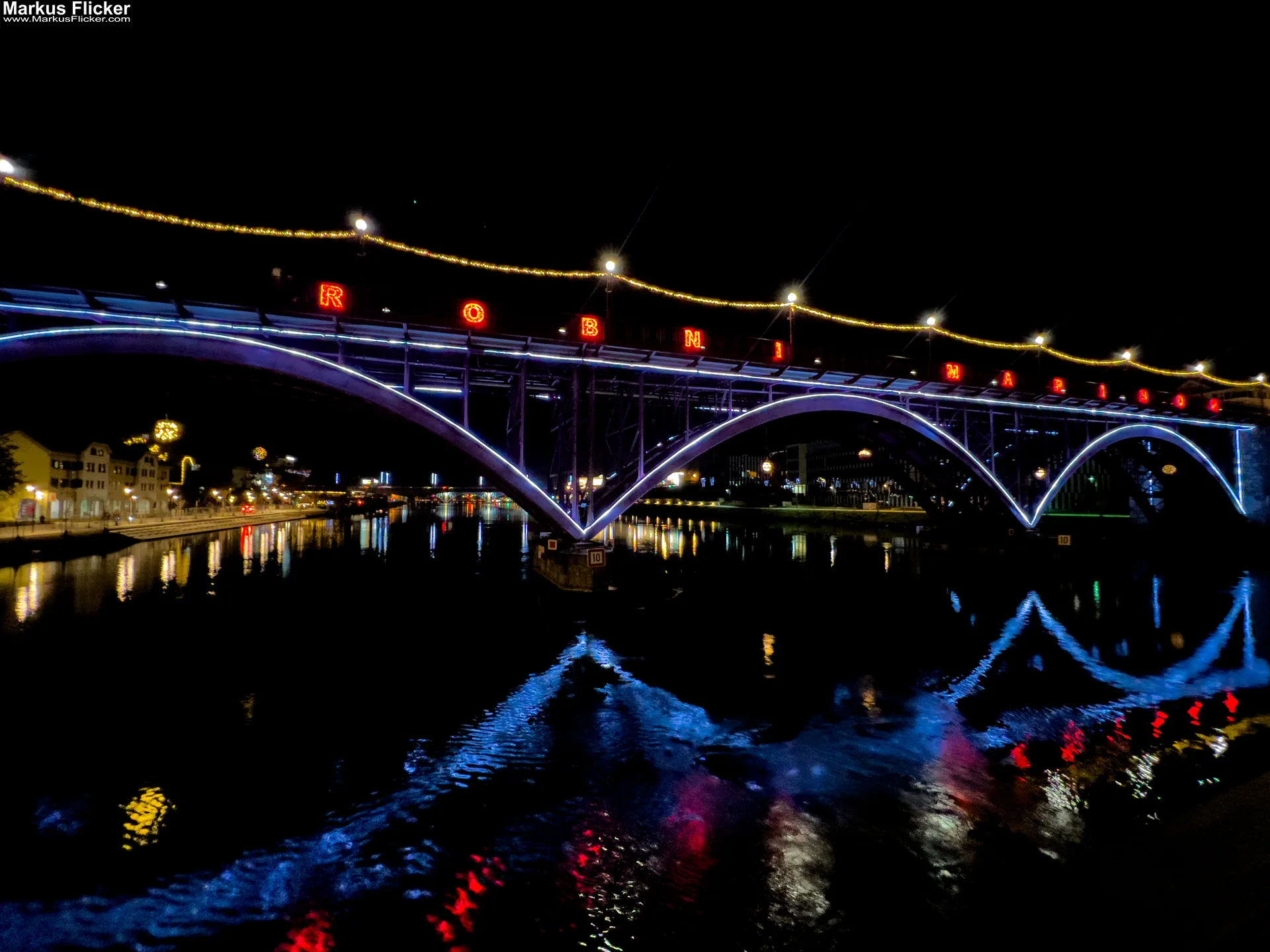 Magisches Maribor Weihnachtsmarkt Winterwunderland Advent im Winter Čarobni Maribor Riesenrad Slowenien Magisches Maribor Weihnachtsmarkt Winterwunderland Advent im Winter Čarobni Maribor Riesenrad