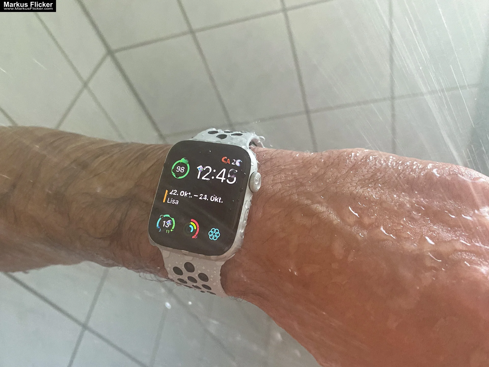 Unboxing & Konfiguration Video Apple Watch SE Nike Aluminium 44mm Silber MYYH2FD/A inkl. Ladestation Charging Dock Station Smartwatch Unboxing & Konfiguration Video Apple Watch SE Nike Aluminium 44mm Silber MYYH2FD/A inkl. Ladestation Charging Dock Station