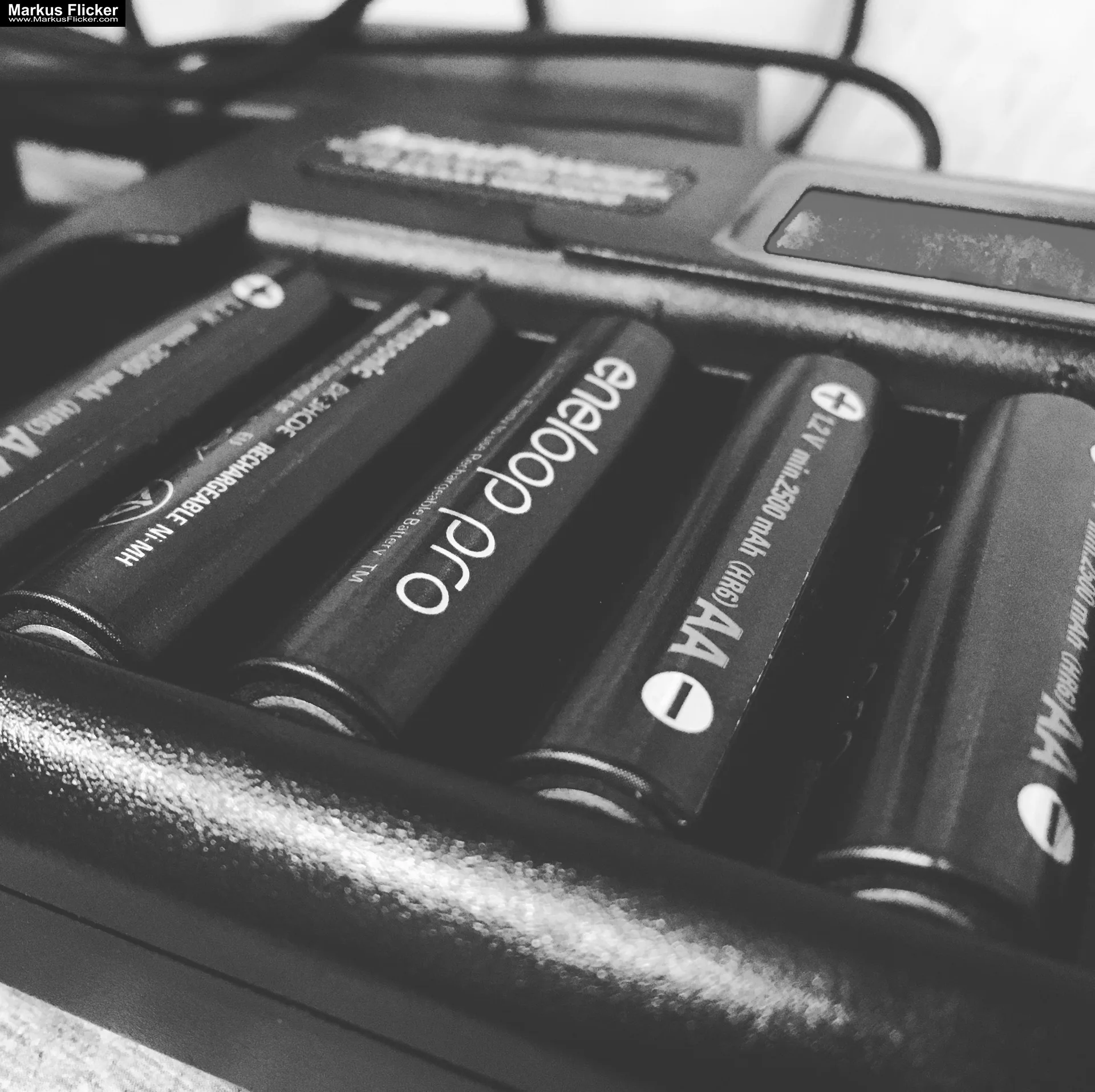 eneloop pro (Panasonic) 2500 mAh HR6 AA Rechargable Ni-MH BK-3HCDE - Meine Lieblingsakkus für meinen Aufsteckblitz