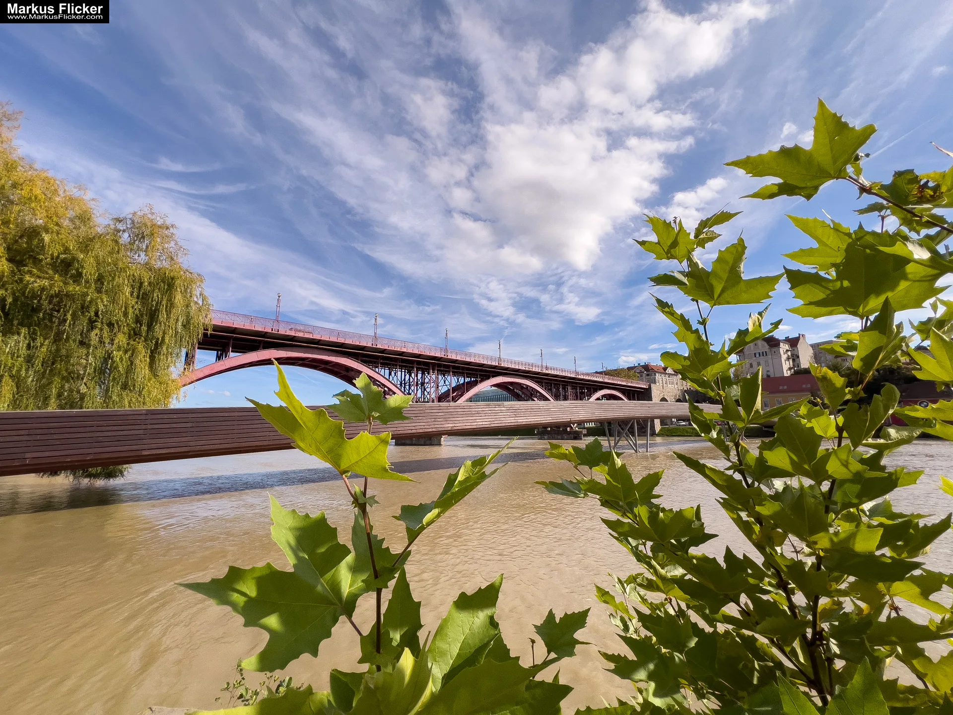 Maribor Marburg an der Drau Drava in Slowenien Roadtrip Städtereise #ifeelsLOVEnia #visitmaribor inkl. 37 Reisetipps. Roadtrip in Europa. Reisen mit dem Auto innerhalb der EU. Citytrips, Camping, Landschaft, Rundfahrt mit dem PKW, romantische Städte und Urlaubsinspiration