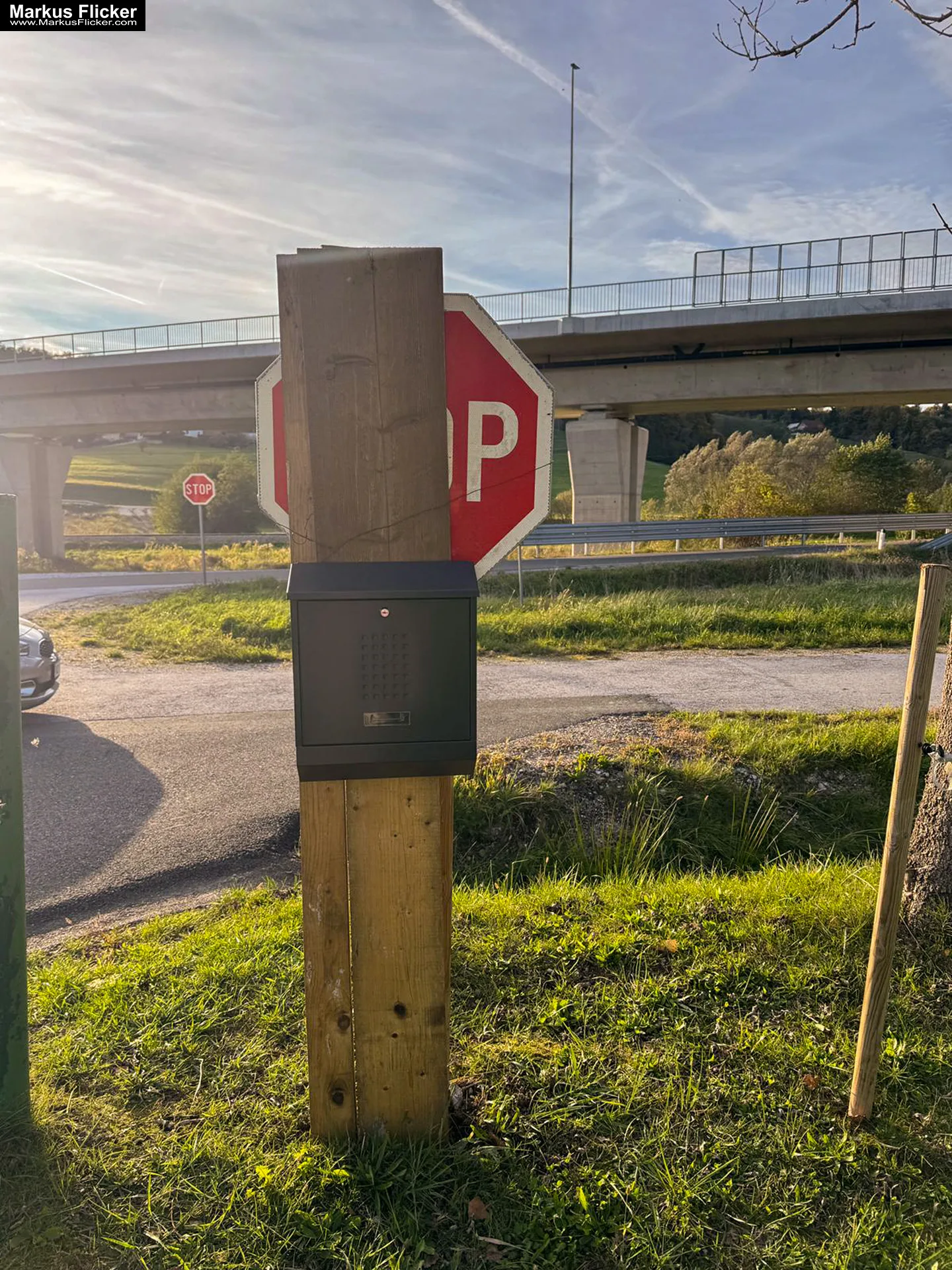 Streetphotography lustige Straßenschilder. Spaß in der Stadt mit dem Smartphone inkl. 37 Fototipps und Bildideen. Fotografieren und Filmen mit dem Smartphone: Bessere Fotos und Videos mit dem Handy für Freizeit, Hobby und Business Streetphotography lustige Straßenschilder. Spaß in der Stadt mit dem Smartphone inkl. 37 Fototipps und Bildideen. Fotografieren und Filmen mit dem Smartphone: Bessere Fotos und Videos mit dem Handy für Freizeit, Hobby und Business