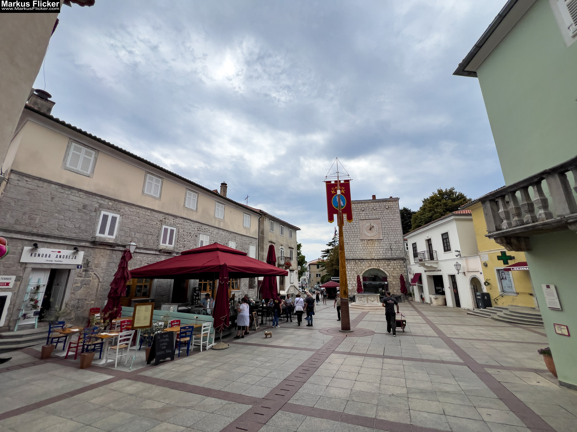 Die Stadt Krk – ein lebendiger Knotenpunkt aus Geschichte, Gegenwart und Zukunft Die Stadt Krk – ein lebendiger Knotenpunkt aus Geschichte, Gegenwart und Zukunft