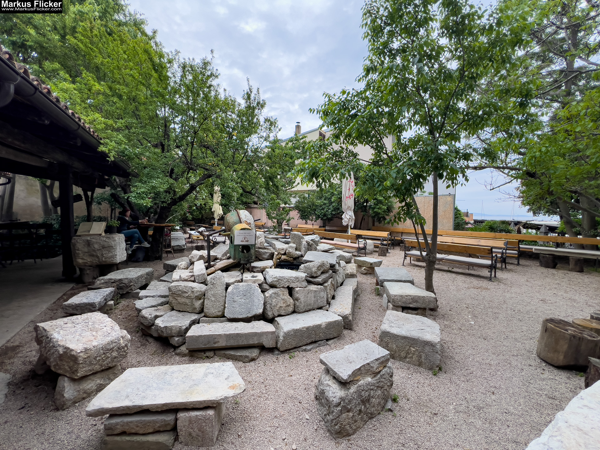 Die Stadt Krk – ein lebendiger Knotenpunkt aus Geschichte, Gegenwart und Zukunft Die Stadt Krk – ein lebendiger Knotenpunkt aus Geschichte, Gegenwart und Zukunft