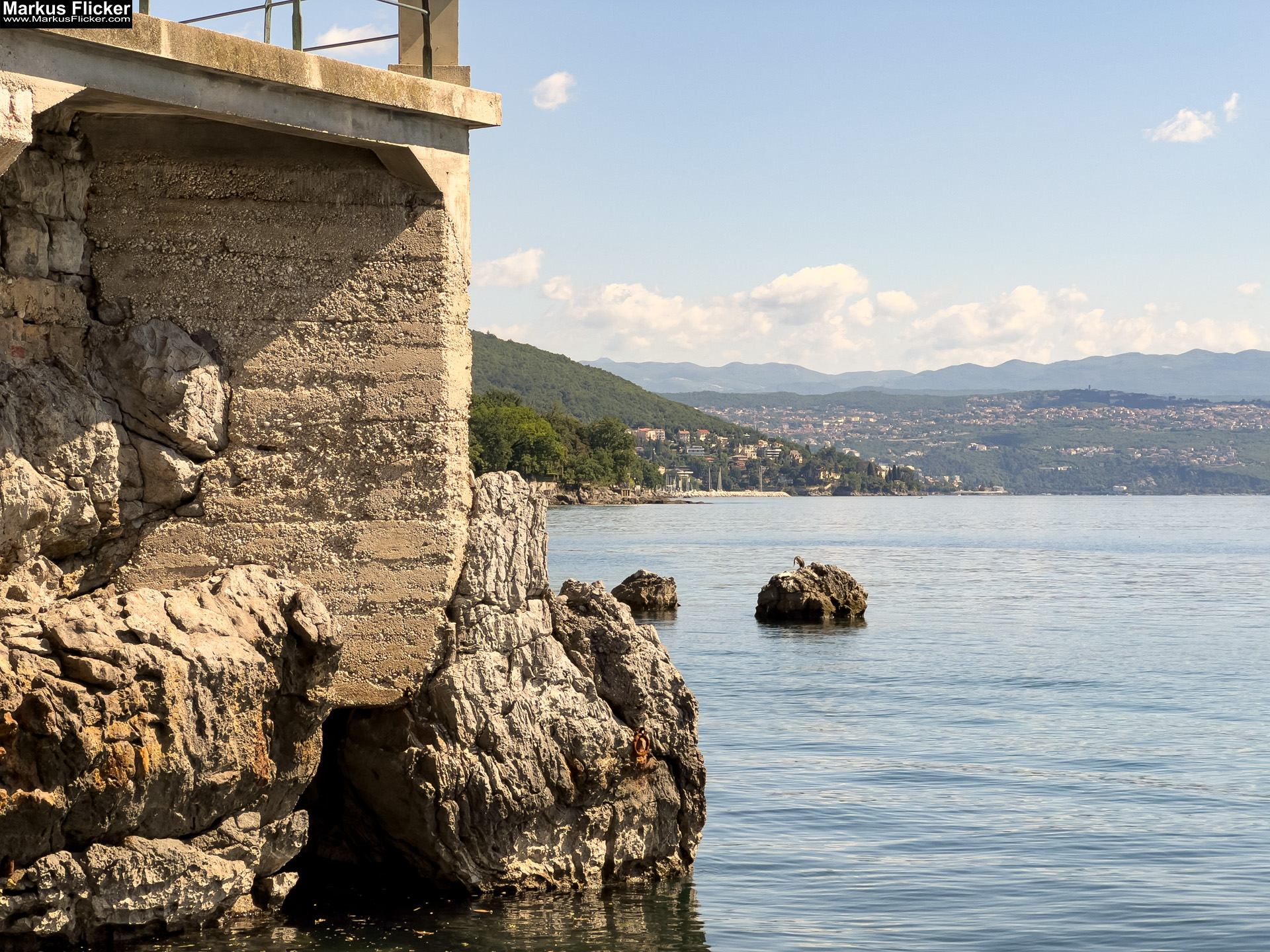 Lovran Ufer Küste Primorje-Gorski kotar Lorbeer Istrien Kroatien Adria #visitcroatia #visitlovran Lungomare Promenade Lovran Ufer Küste Primorje-Gorski kotar Lorbeer Istrien Kroatien Adria #visitcroatia #visitlovran