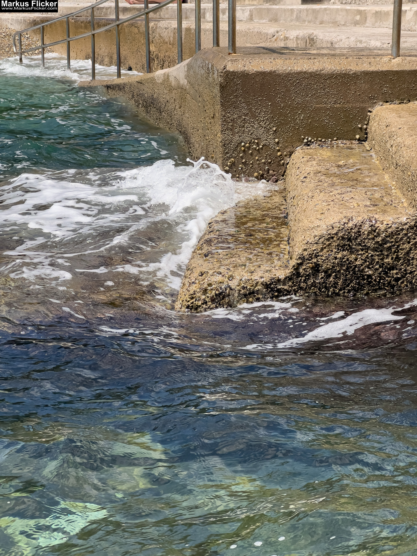 Lovran Ufer Küste Primorje-Gorski kotar Lorbeer Istrien Kroatien Adria #visitcroatia #visitlovran Lungomare Promenade Lovran Ufer Küste Primorje-Gorski kotar Lorbeer Istrien Kroatien Adria #visitcroatia #visitlovran