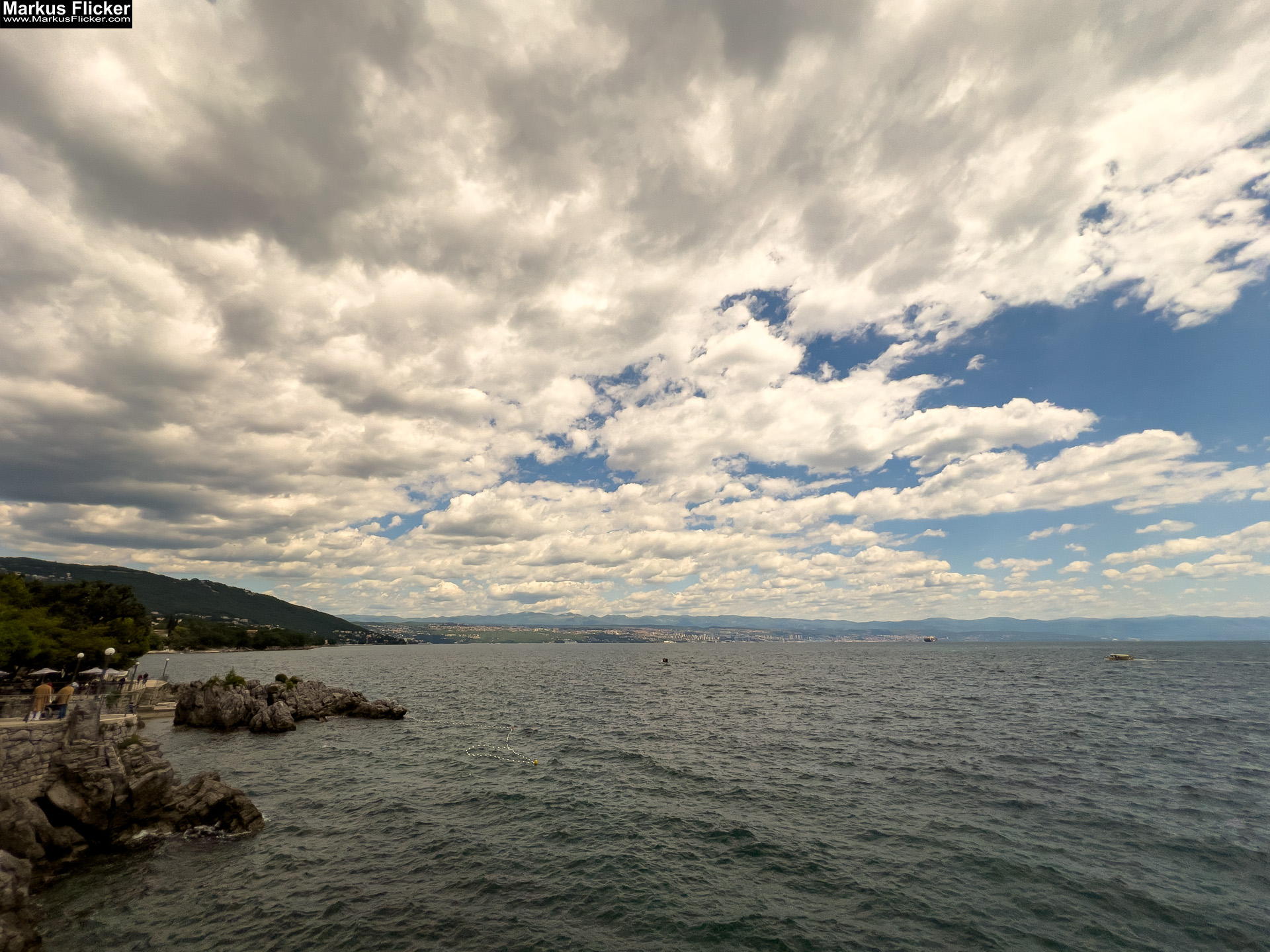 Lovran Ufer Küste Primorje-Gorski kotar Lorbeer Istrien Kroatien Adria #visitcroatia #visitlovran Lungomare Promenade Lovran Ufer Küste Primorje-Gorski kotar Lorbeer Istrien Kroatien Adria #visitcroatia #visitlovran