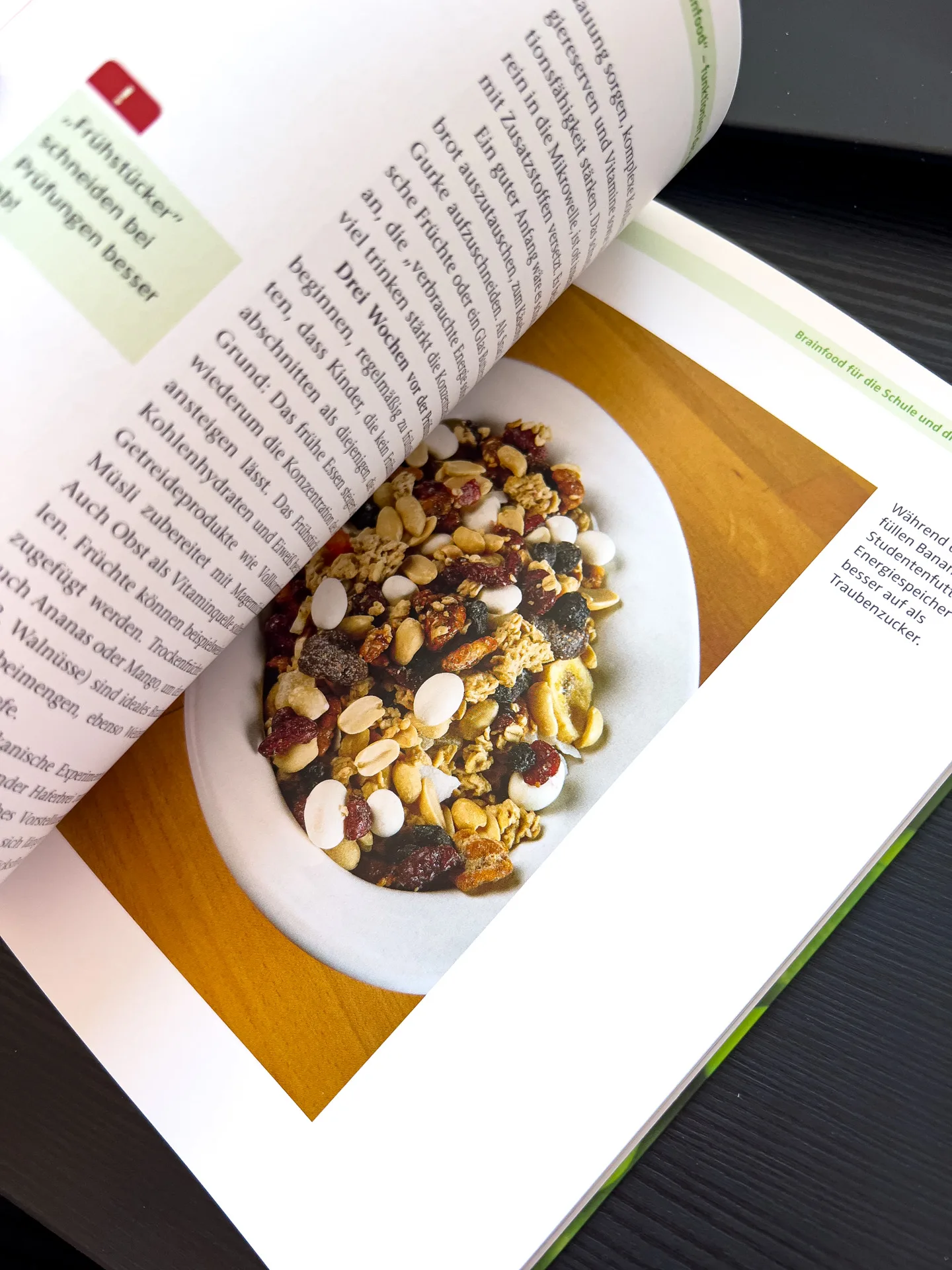 Nervennahrung: Das richtige Essen für starke Nerven und ein gutes Gedächtnis von Dr. Andrea Flemmer Nervennahrung: Das richtige Essen für starke Nerven und ein gutes Gedächtnis von Dr. Andrea Flemmer