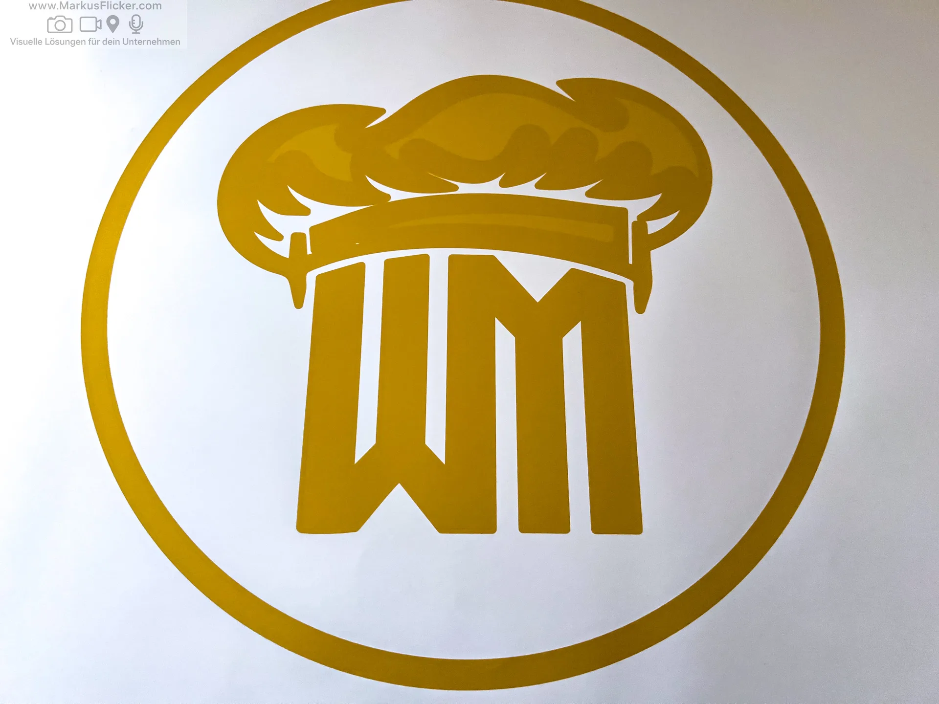 WM Catering Wolfgang Meichenitsch Autobeklebung Logo Homepage Telefonnummer Opel Vivaro inkl. 7 Tipps für deine Autofolierung WM Catering Wolfgang Meichenitsch Autobeklebung Logo Homepage Telefonnummer Opel Vivaro