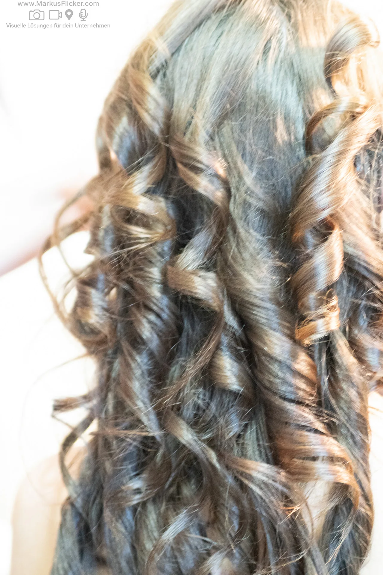 Einstieg in die Peoplefotografie und Modelfotografie – Dein umfassender Leitfaden für erfolgreiche Shootings inkl. 37 praxisnahe Tipps & Tricks Einstieg in die Peoplefotografie und Modelfotografie – Dein umfassender Leitfaden für erfolgreiche Shootings