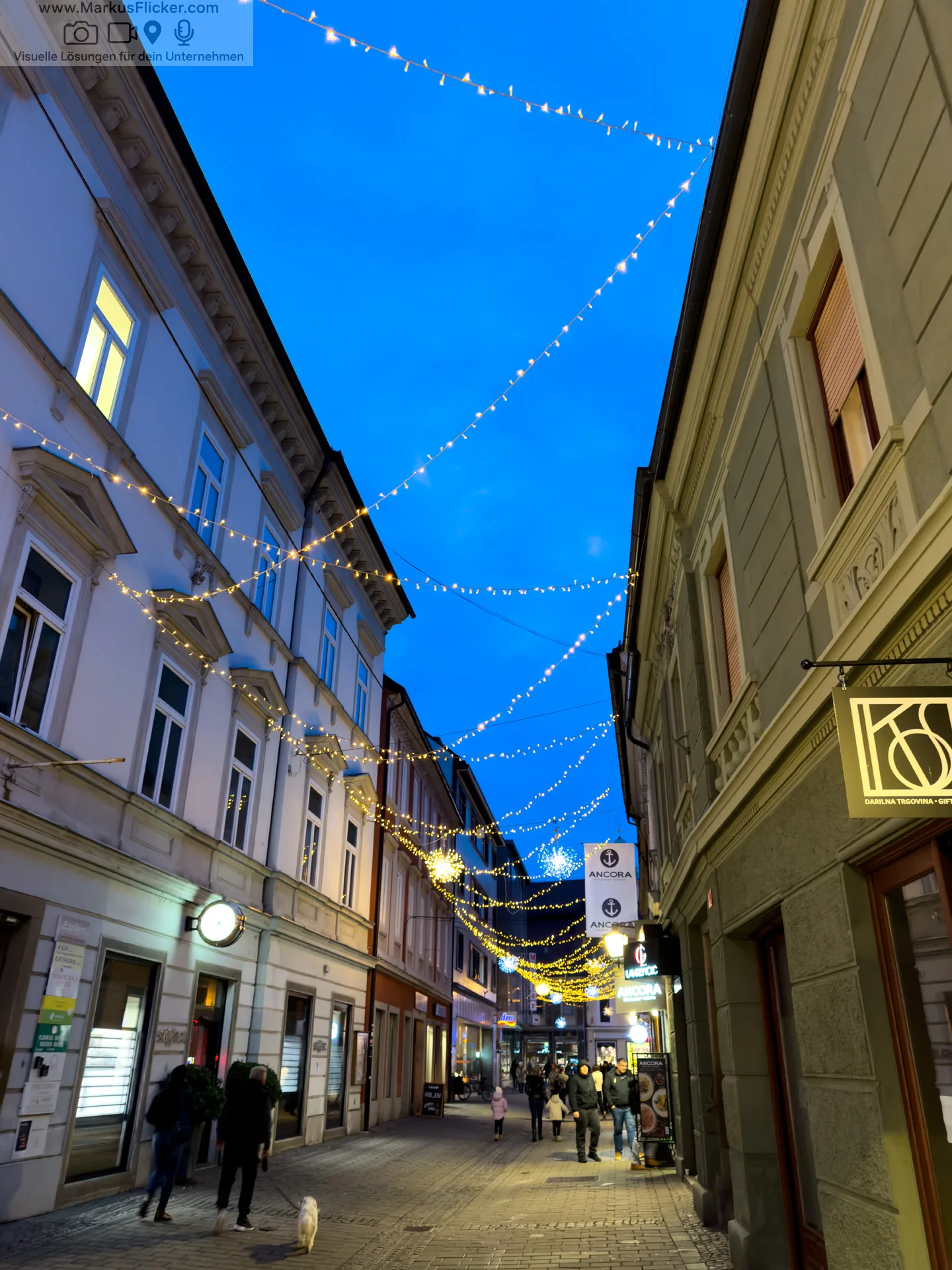Magisches Maribor Weihnachtsmarkt Winterwunderland Advent im Winter Čarobni Maribor Riesenrad Slowenien Magisches Maribor Weihnachtsmarkt Winterwunderland Advent im Winter Čarobni Maribor Riesenrad