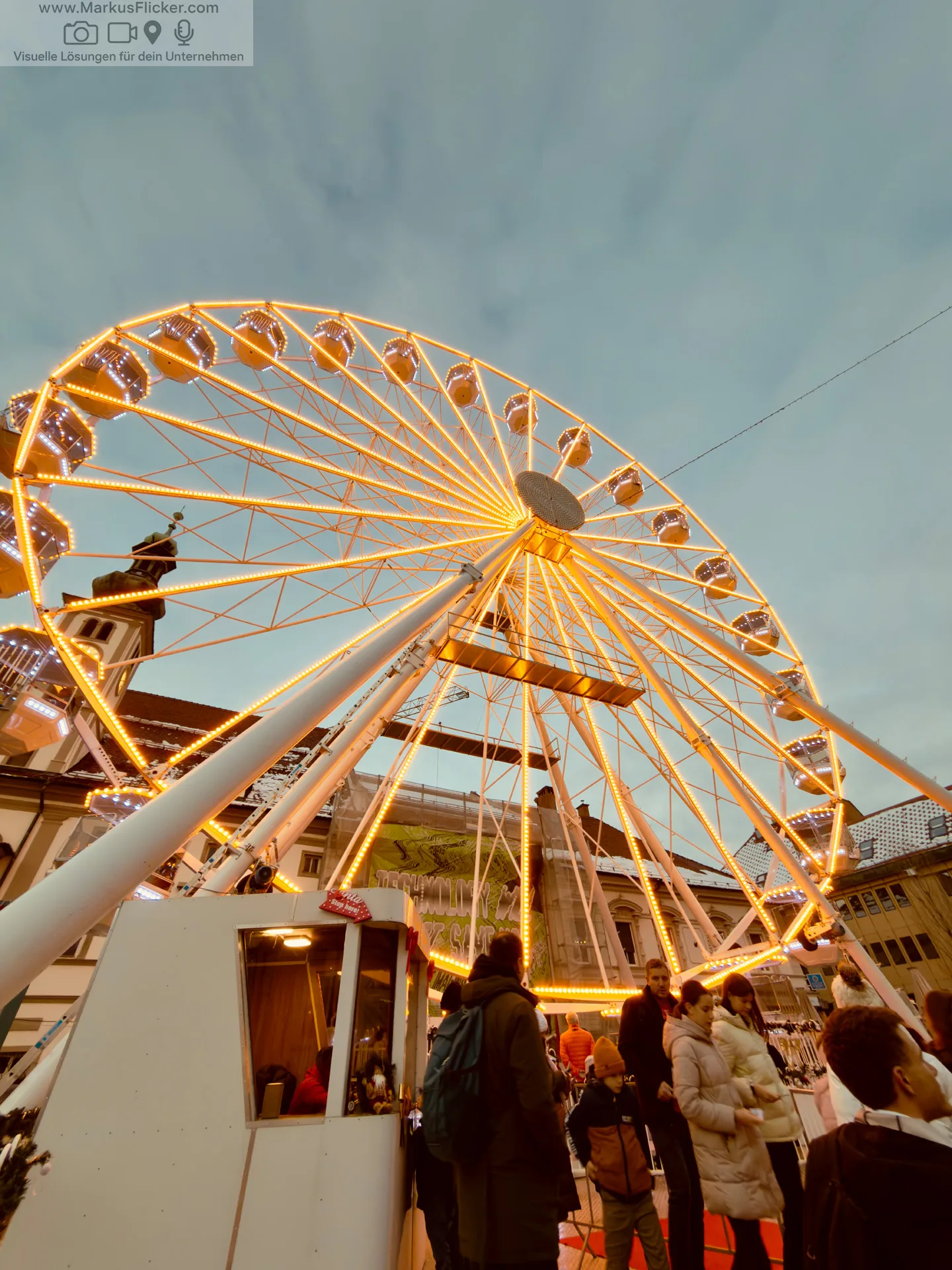 Magisches Maribor Weihnachtsmarkt Winterwunderland Advent im Winter Čarobni Maribor Riesenrad Slowenien Magisches Maribor Weihnachtsmarkt Winterwunderland Advent im Winter Čarobni Maribor Riesenrad