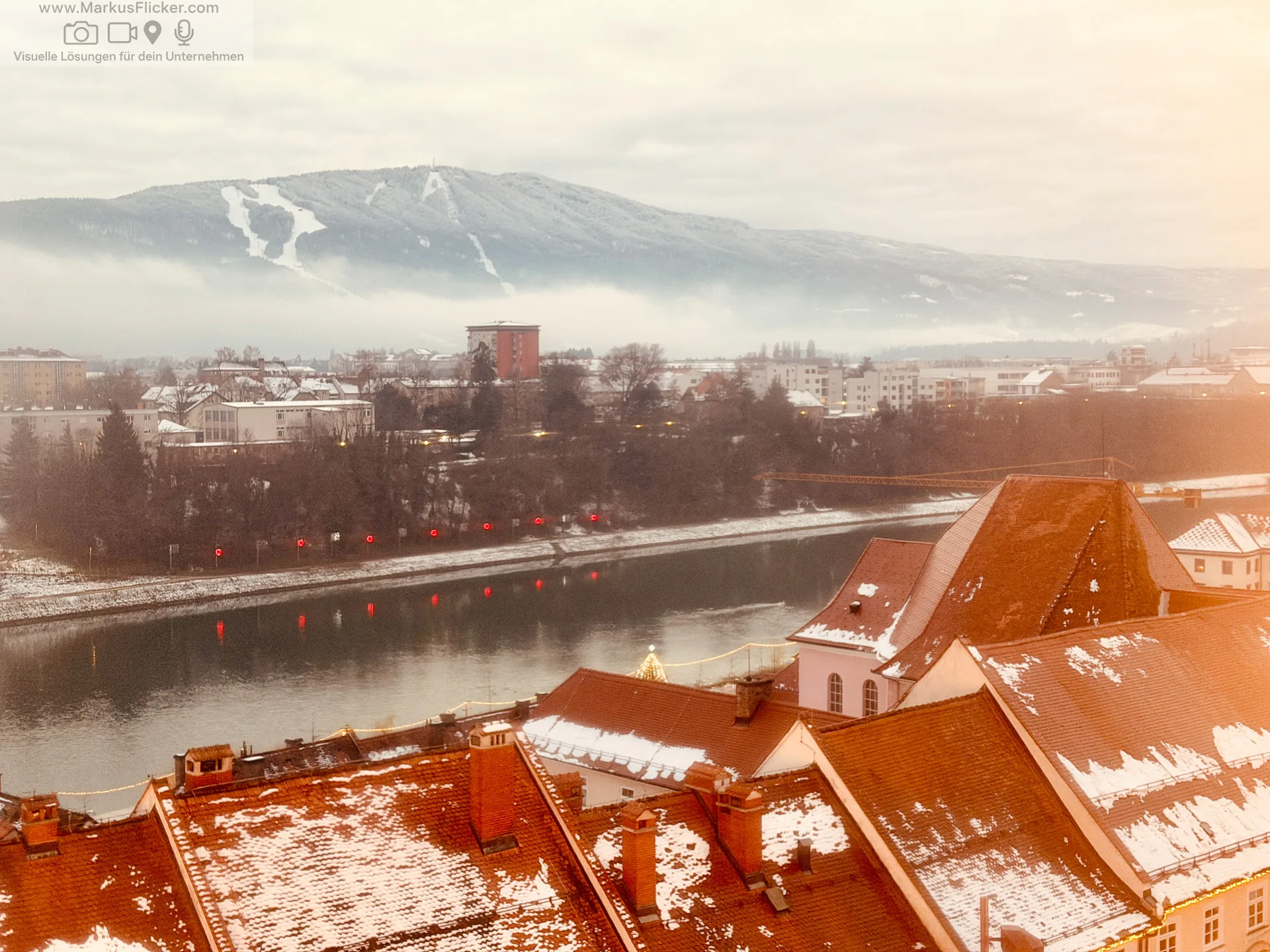 Magisches Maribor Weihnachtsmarkt Winterwunderland Advent im Winter Čarobni Maribor Riesenrad Slowenien Magisches Maribor Weihnachtsmarkt Winterwunderland Advent im Winter Čarobni Maribor Riesenrad