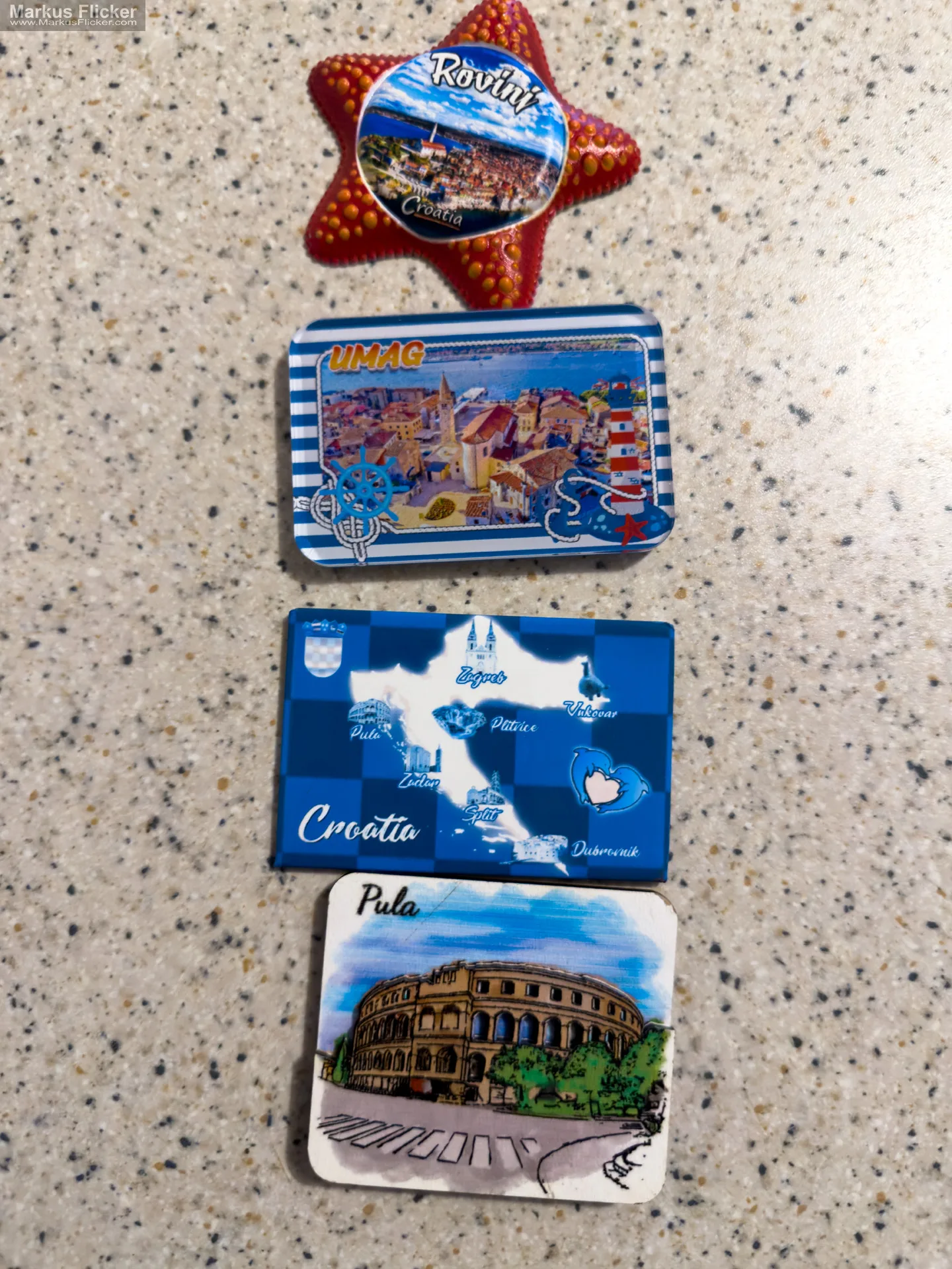 Sammeln von Kühlschrankmagneten auf Reisen? #travelblog Erinnerung an Erlebnisse. Magische Momente festhalten: Das Abenteuer des Sammelns von Kühlschrankmagneten auf Reisen.